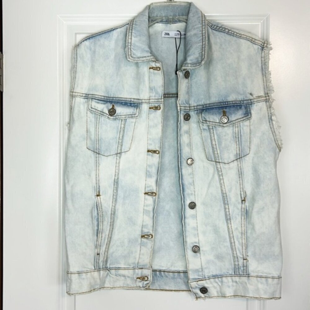 ZARA Light blue distressed denim sleeveless button up vest front pockets 13/14